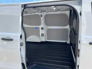 Ford Transit C van 320 L1 2.0 EcoBl
