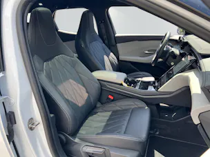Ford Explorer Extended Range Premium AWD
