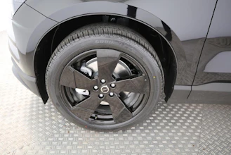 https://vehicle.imgix.net/4333690/12b488d3-7292-4d0d-aea9-f07c991cb584.jpg