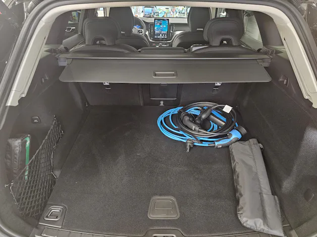 VOLVO XC60 2.0 T6 TE Core eAWD