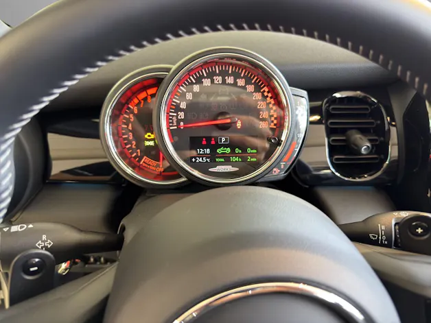 Mini Cabrio John Cooper Works Premium