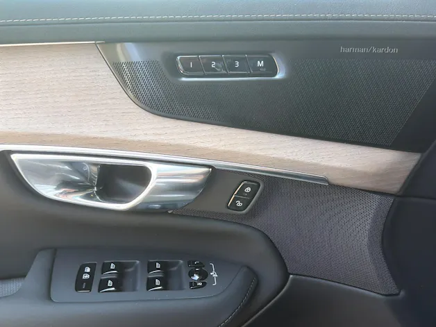 Volvo XC90 2.0 T8 TE Plus Dark eAWD