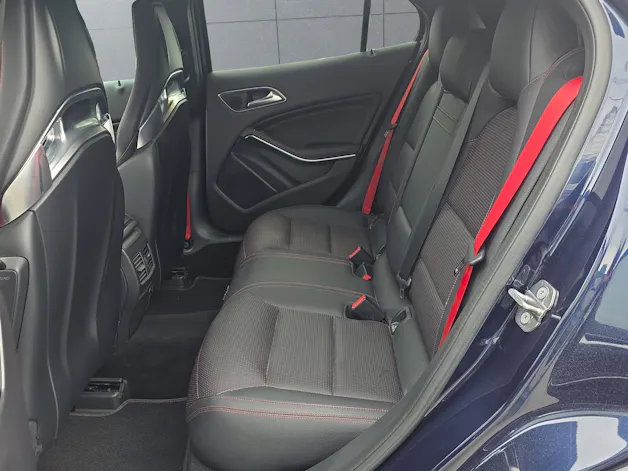 Mercedes-Benz GLA 45 AMG 4m