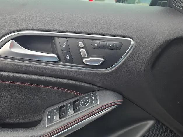 Mercedes-Benz GLA 45 AMG 4m