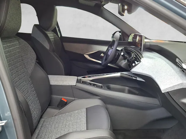 Peugeot 3008 e-Allure Premium AWD
