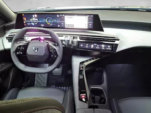 Peugeot 3008 e-Allure Premium AWD