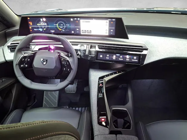 Peugeot 3008 e-Allure Premium AWD