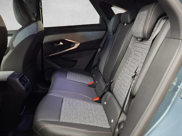 Peugeot 3008 e-Allure Premium AWD