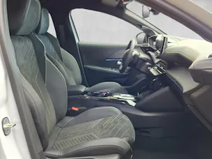 Peugeot 208 1.2 Hybrid 145 GT