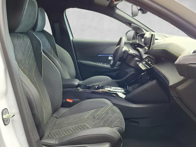 Peugeot 208 1.2 Hybrid 145 GT