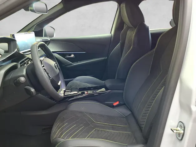 Peugeot 208 1.2 Hybrid 145 GT