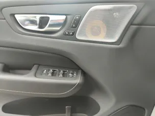 Volvo XC60 2.0 T8 TE R-Design eAWD