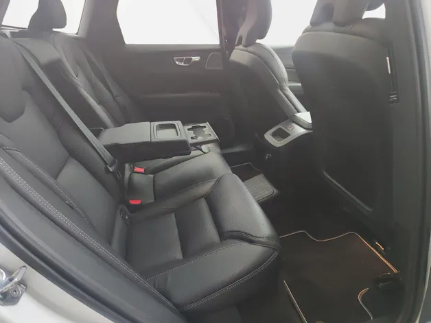 Volvo XC60 2.0 T8 TE R-Design eAWD
