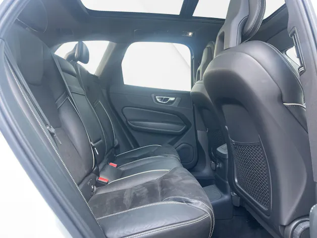 Volvo XC60 2.0 T8 TE R-Design AWD