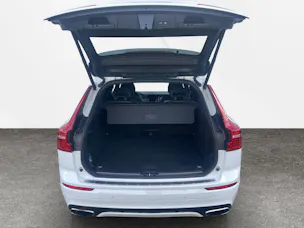 Volvo XC60 2.0 T8 TE R-Design AWD