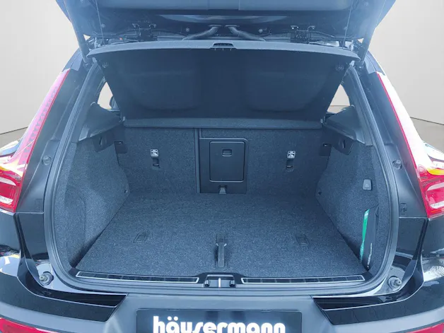 Volvo XC40 P8 Twin R-Design AWD