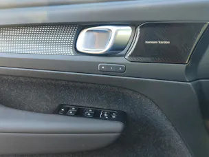 Volvo XC40 P8 Twin R-Design AWD