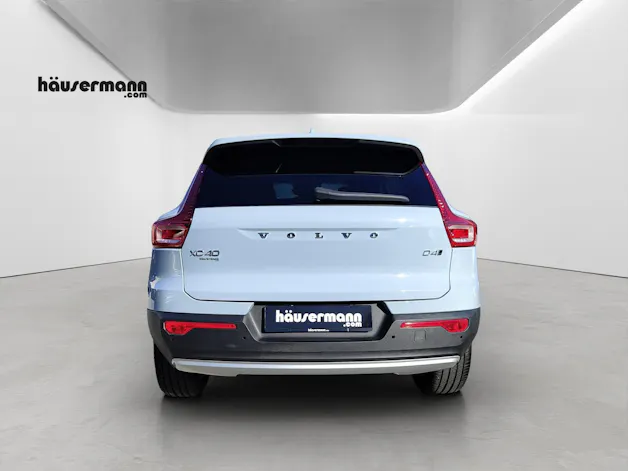 Volvo XC40 2.0 D4 Momentum AWD