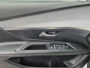 Peugeot 3008 1.6 Plug-in Hybrid4 GT