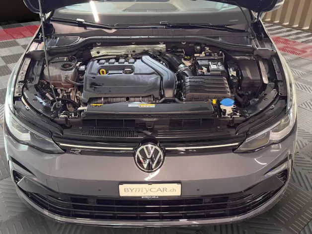 VW Golf 1.5 eTSI mHEV ACT R-Line DSG