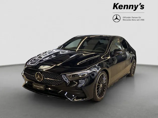 Mercedes-Benz A 220 AMG Line Limousine 4MATIC