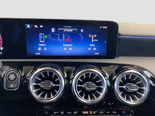 Mercedes-Benz A 220 AMG Line Limousine 4MATIC