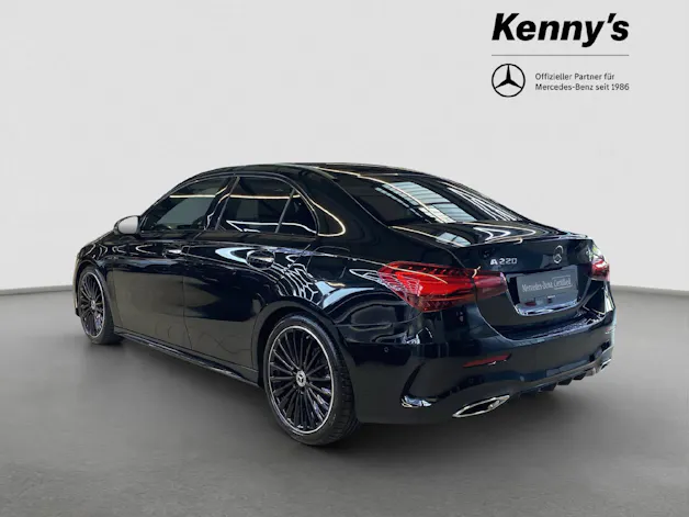 Mercedes-Benz A 220 AMG Line Limousine 4MATIC