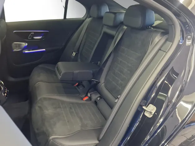 Mercedes-Benz C 300 4 Matic
