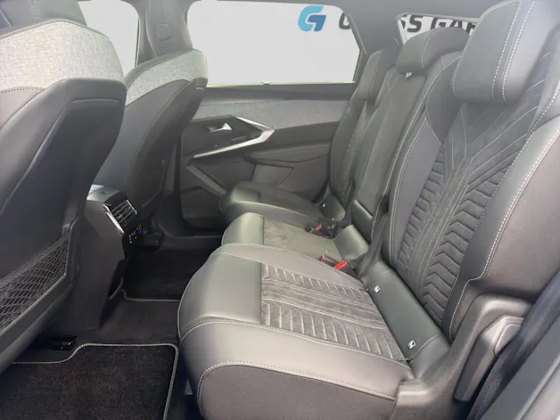 Peugeot 5008 NEW 1.6 PHEV 225 GT