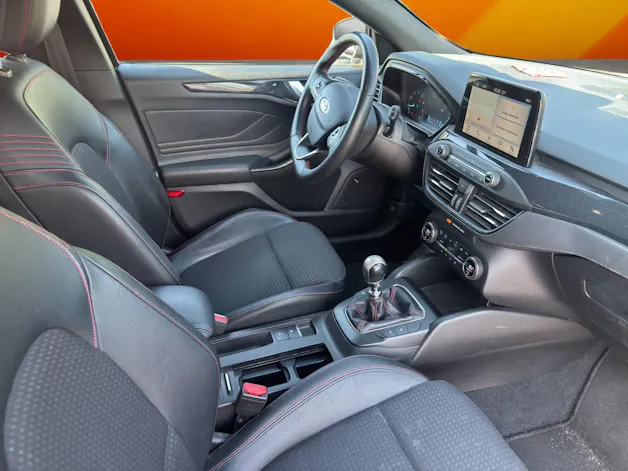 Ford Focus 1.0 SCTi ST Line