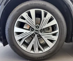 Audi Q4 e-tron 50 quattro