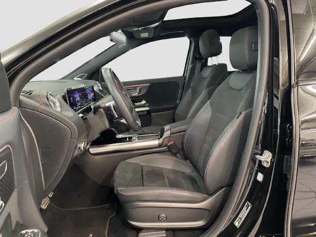 Mercedes-Benz EQA 350 Swiss Star AMG Line 4MATIC