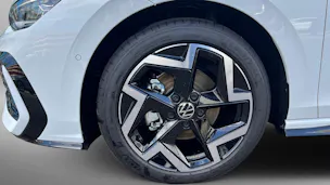 VW Golf R-Line 1.5 eTSI 150PS DSG