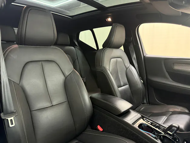 Volvo XC40 D4 AWD R-Design Geartronic