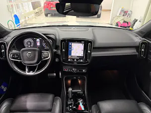 Volvo XC40 D4 AWD R-Design Geartronic
