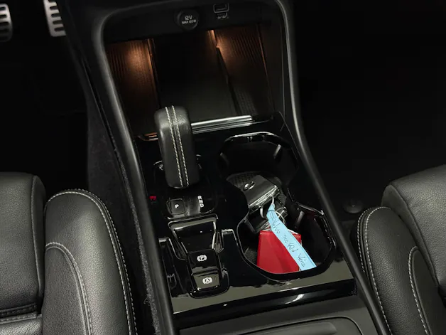 Volvo XC40 D4 AWD R-Design Geartronic