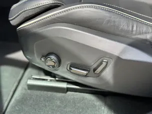 Volvo XC60 B5 Benzin Mild Hybrid AWD Plus Dark Geartronic