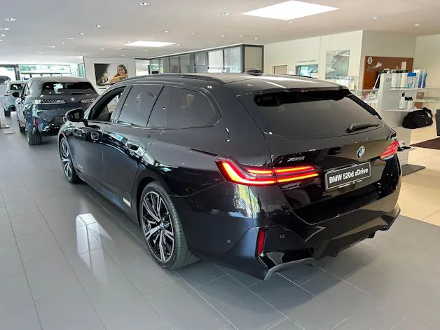 BMW 520d xDrive 48V Touring M Sport Pro Steptronic