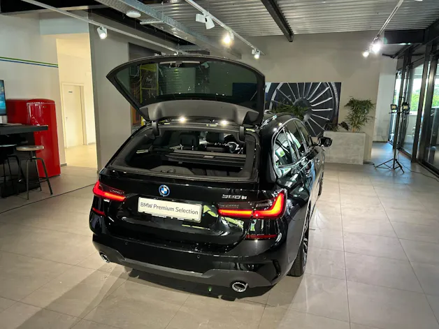 BMW 320e Touring M Sport Steptronic