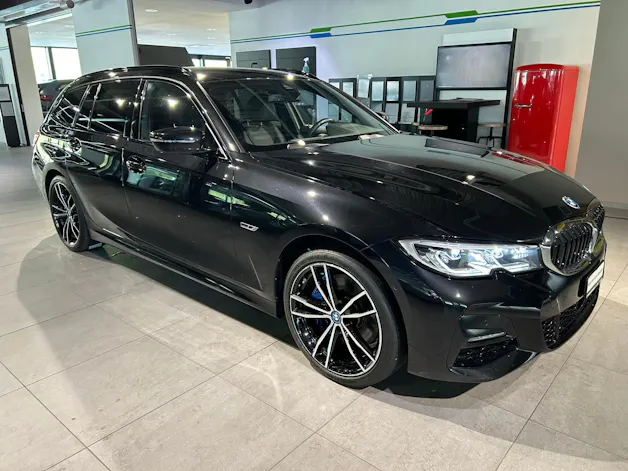 BMW 320e Touring M Sport Steptronic