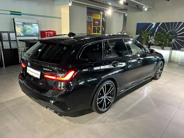 BMW 320e Touring M Sport Steptronic