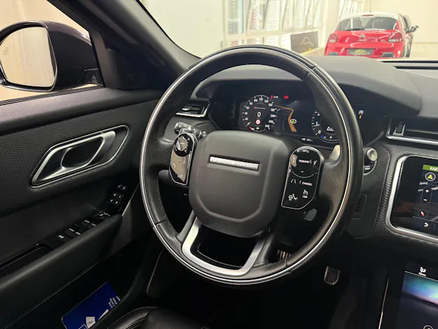 Land Rover Range Rover Velar R-Dynamic P 250 SE Automatic