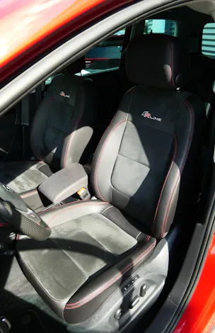 SEAT Alhambra 1.4 TSI SWISS FR
