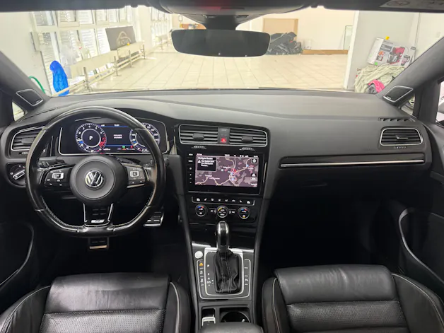 VW Golf 2.0 TSI R 4Motion DSG
