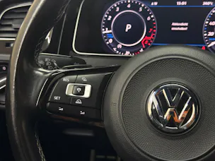 VW Golf 2.0 TSI R 4Motion DSG