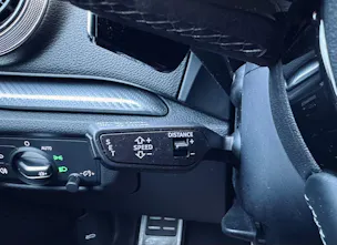 Audi RS3 Limousine 2.5 TSI quattro S-tronic