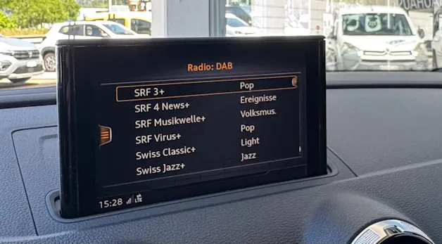 Audi RS3 Limousine 2.5 TSI quattro S-tronic