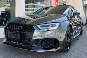 Audi RS3 Limousine 2.5 TSI quattro S-tronic