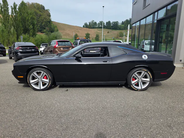 Dodge USA Challenger 6.1 HEMI SRT8