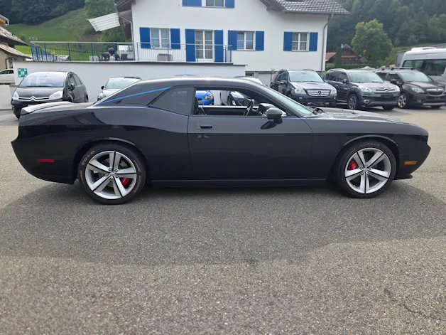 Dodge USA Challenger 6.1 HEMI SRT8